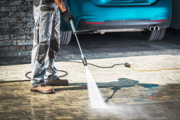 Driveway Pressure Washing in Oroville