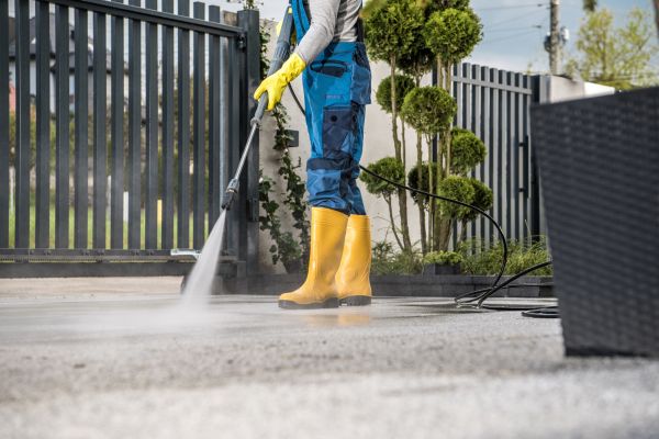Driveway Power Washing in Oroville