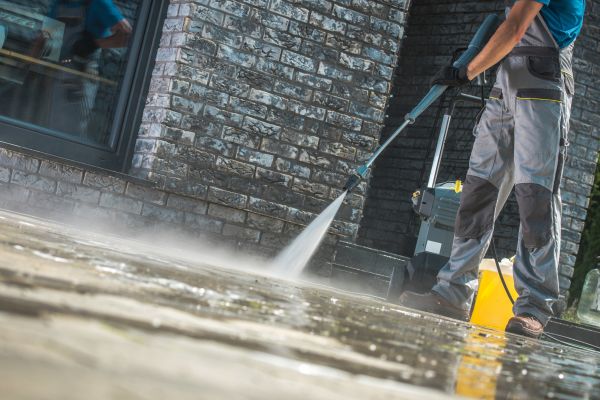 Storefront Pressure Washing in Oroville