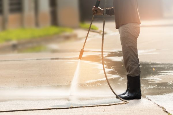 Residential Concrete Cleaning in Oroville