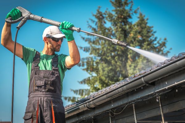 Cost of Gutter Washing in Oroville
