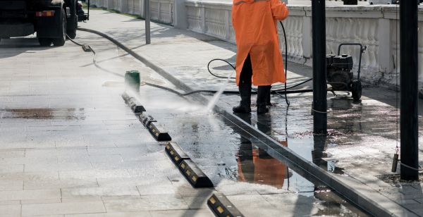Parking Lot Pressure Washing in Oroville