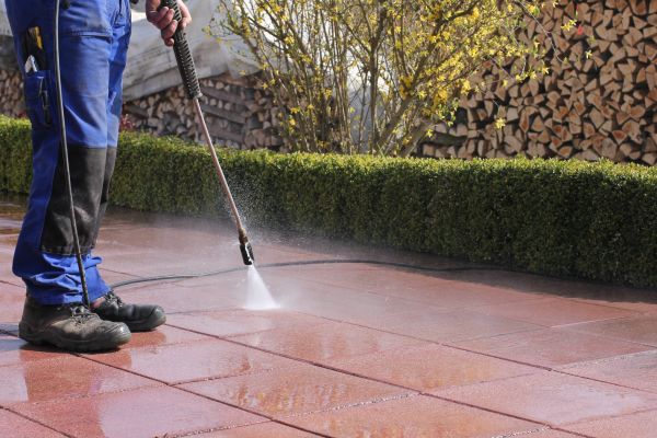 Cost of Driveway Pavers Cleaning in Oroville