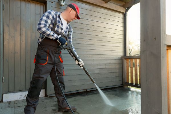 Porch Power Washing in Oroville