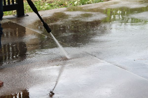 Cost of Concrete Deck Cleaning in Oroville