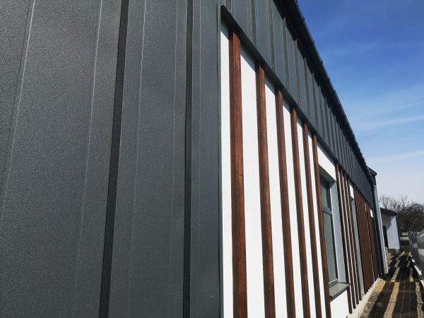 Aluminum Siding Power Washing in Oroville