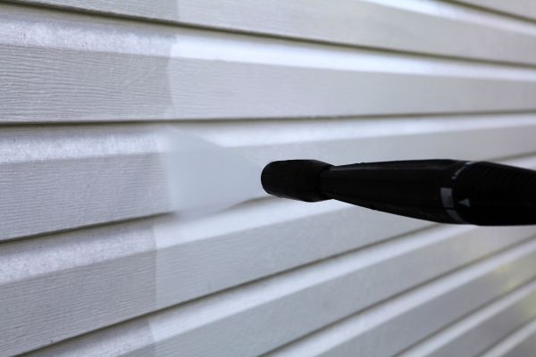 Cost of Condo Siding Power Washing in Oroville