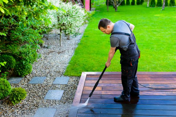 Terrace Washing in Oroville