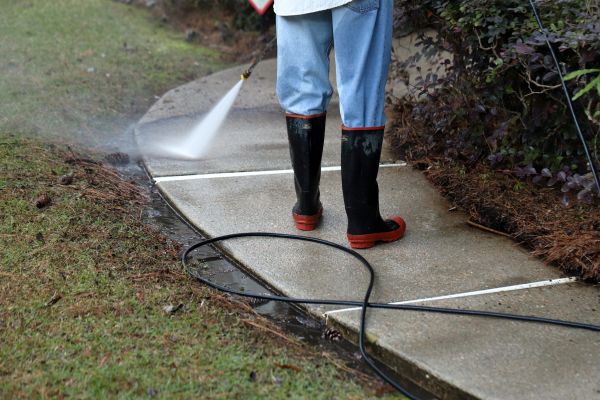 Sidewalk Pressure Cleaning in Oroville
