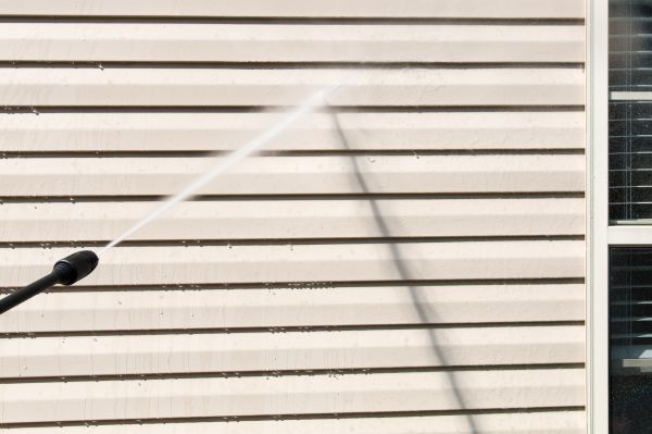 Cost of Apartment Power Washing in Oroville