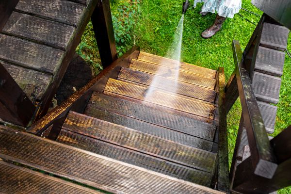 Wood Power Washing in Oroville