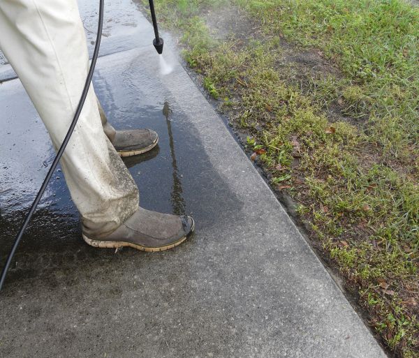 Concrete Slab Powerwashing in Oroville