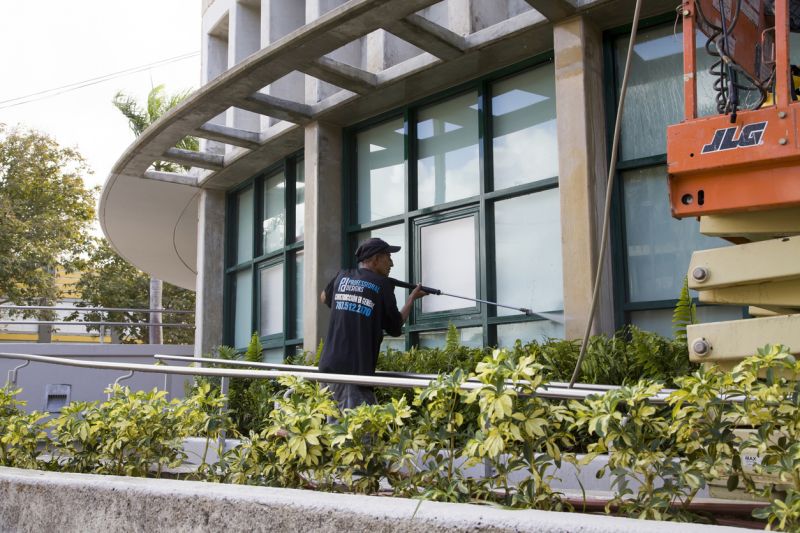 Full-Service Cleaning Companies